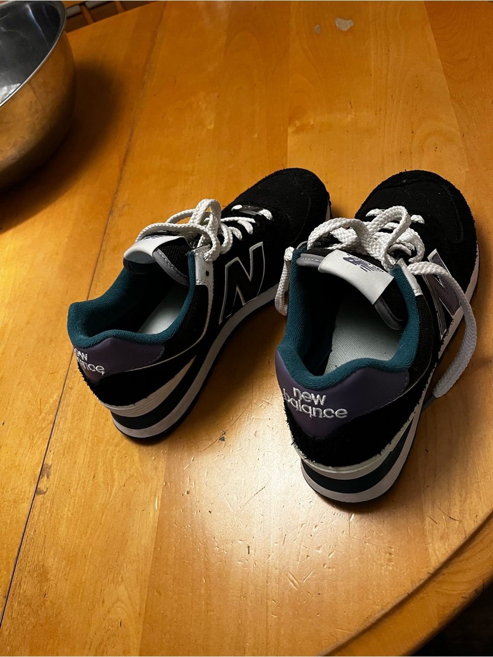 New Balance Kids Black & Teal Low-Top Sneakers